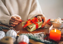 Load image into Gallery viewer, Wholesale Gold Wrapping Sheets